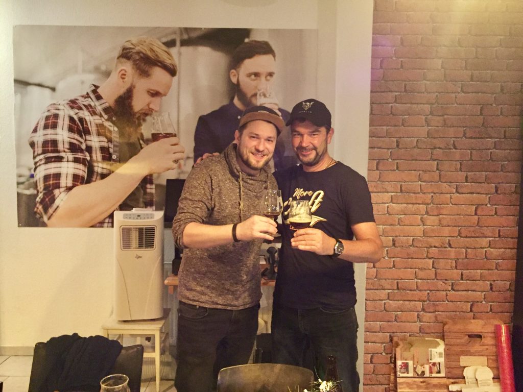 Julius Esser zu Gast in der alten Craftquelle zusammen mit Biersommelier Christoph Steinhauer